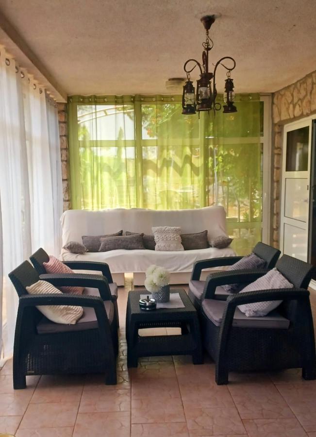 Apartment Sun Garden Малинска Екстериор снимка