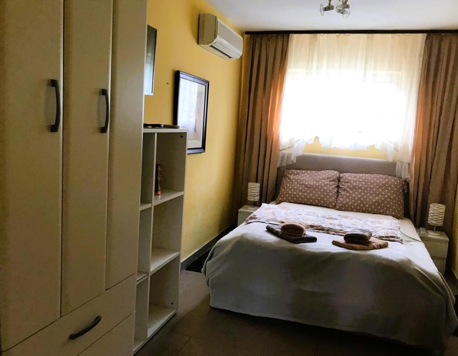 Apartment Sun Garden Малинска Екстериор снимка